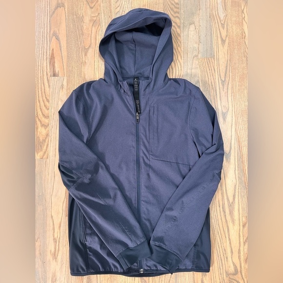lululemon athletica Other - lululemon athletica Men's Dark Blue Hooded Windbreaker
